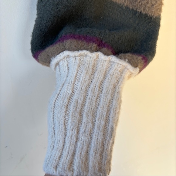 Free People Fuzzy Cropped Sofie Sweater Striped Army Green Purple Combo Size M - Picture 8 of 14